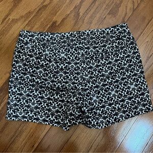 White House Black Market mid-rise shorts NWOT